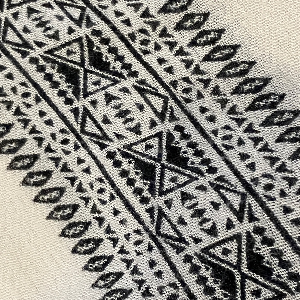 Claudia Richard | Striped Boho Blouse with Floral Embroidery - Picture 11 of 11